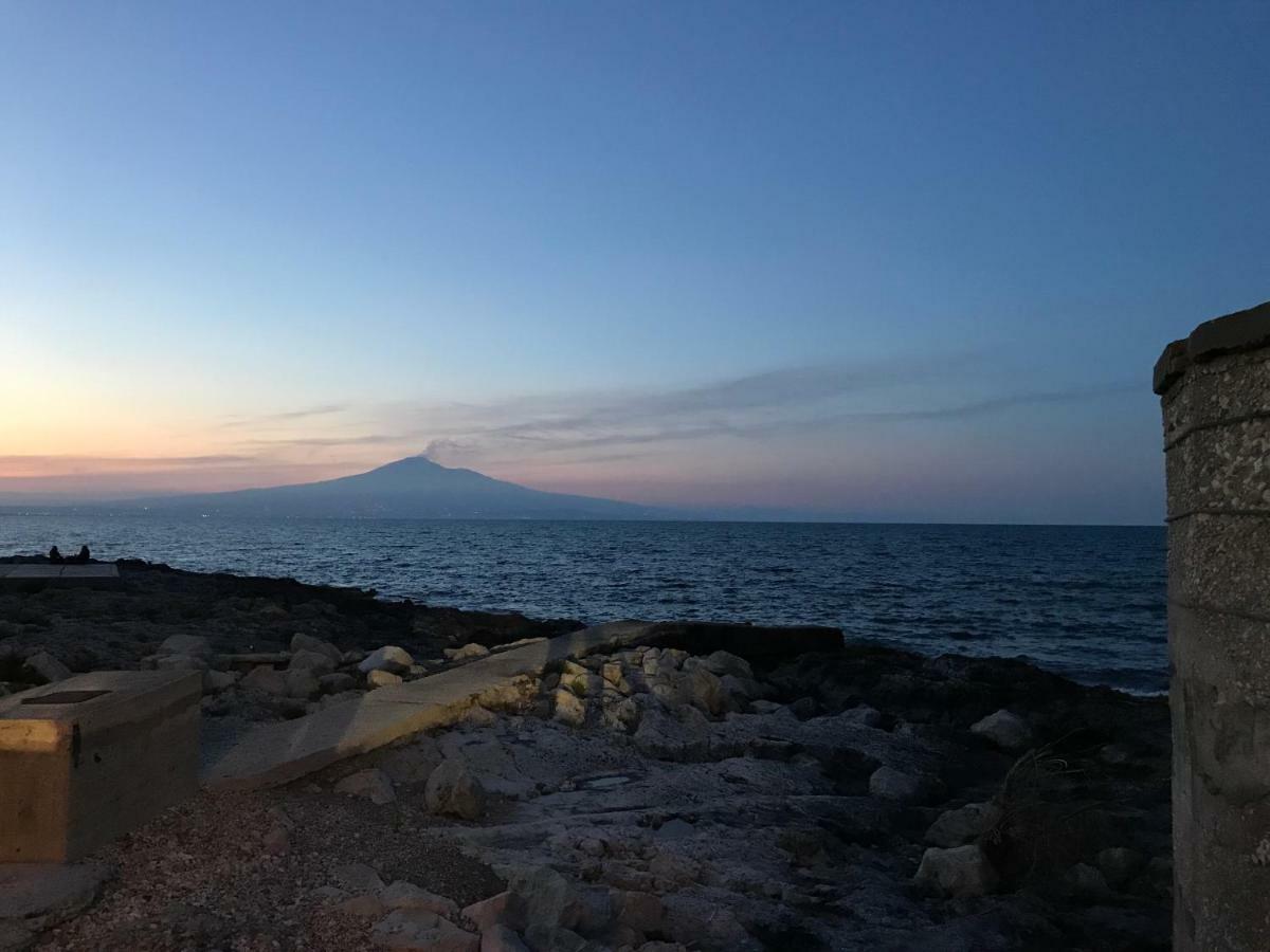 Blue54 - Pozzillo Sul Mare Fra L'Etna E Taormina Exterior foto